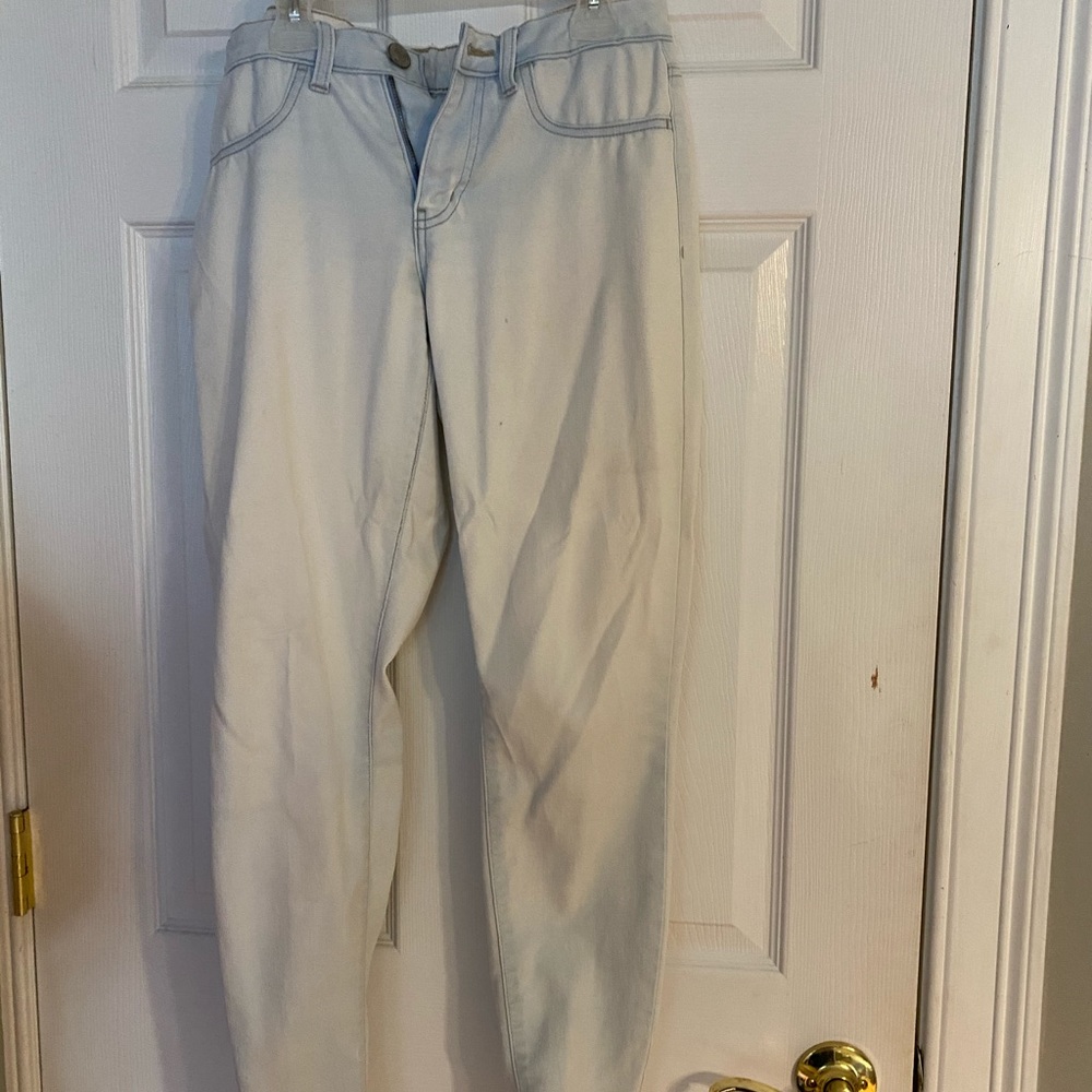 light wash jeans